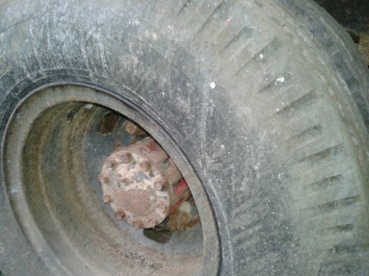 รถอีซูซู 6 ล้อดั้ม NPR 115 แรงม้า. ปี 32 ( ตัวแรก. )    สนใจติดต่อ  081 - 6079515