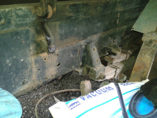 รถอีซูซู 6 ล้อดั้ม NPR 115 แรงม้า. ปี 32 ( ตัวแรก. )    สนใจติดต่อ  081 - 6079515