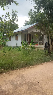 ขายบ้านเดี่ยวพร้อมที่ดินใกล้โรงเรียนอนุบาลกบินทร์บุรี ขายบ้านเดี่ยวพร้อมที่ดินใกล้โรงเรียนอนุบาลกบินทร์บุรี