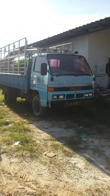 อีซูซุ6ล้อ