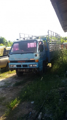 อีซูซุ6ล้อ