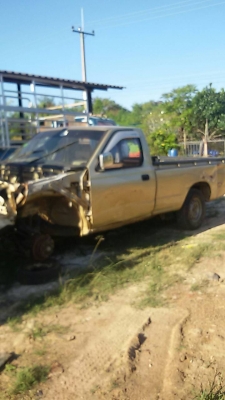 ขายซาก พร้อมทะเบียน