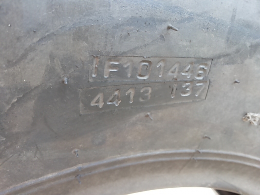 ยางMUD ลายก.ไก่ ขอบ16"ผ้าใบ8ชั้น ยางใหม่ ยางMUD ลายก.ไก่ ขอบ16"ผ้าใบ8ชั้น ยางใหม่