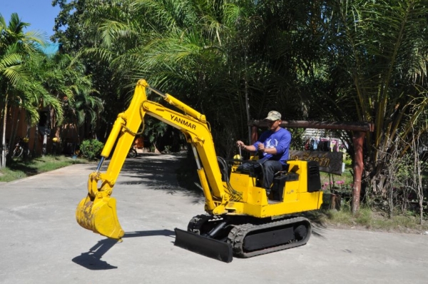 ลดกระหน่ำ!!ขายแบคโฮ YANMAR YB(ขนขึ้นกระบะได้) เดิมจากญี่ปุ่น ทำงานสมบูรณ์ทุกระบบ รับรองไม่ผิดหวัง 99,000 เท่านั้น!!