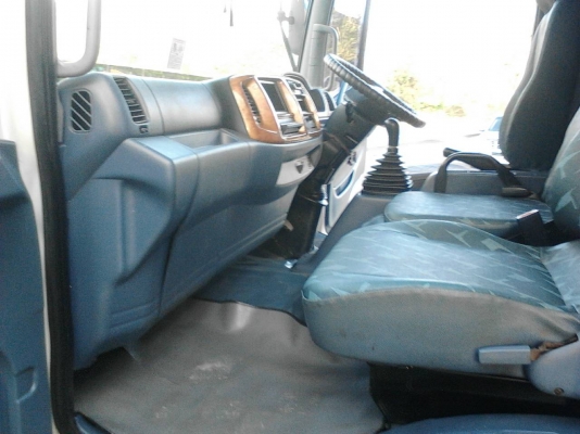 รถฮีโน่ 6 ล้อ รั้ว FC4J  170 แรงม้า. ปี 49   ( รถวิ่ง 14x,xxx กม. )    สนใจติดต่อ  081 - 6079515