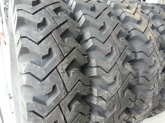 ยางMUD ลายก.ไก่ ขอบ16"ผ้าใบ8ชั้น ยางใหม่