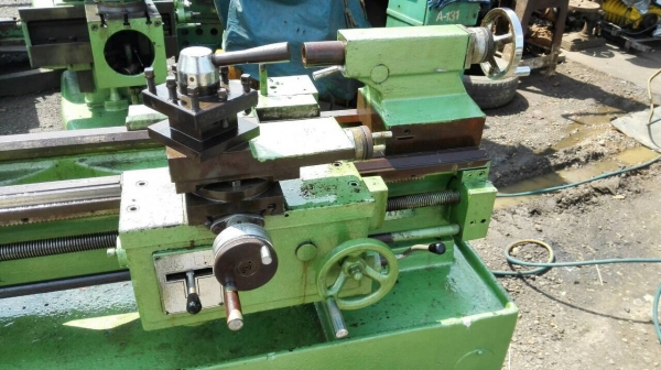 Sell> เครื่องกลึงมือสอง 4 ฟุต 3 เพลา 12 speed(เกียร์) มีเบลค ระบบดี เครื่องเงียบ เดิมๆครับ น่าใช้งาน Sell> เครื่องกลึงมือสอง 4 ฟุต 3 เพลา 12 speed(เกียร์) มีเบลค ระบบดี เครื่องเงียบ เดิมๆครับ น่าใช้งาน