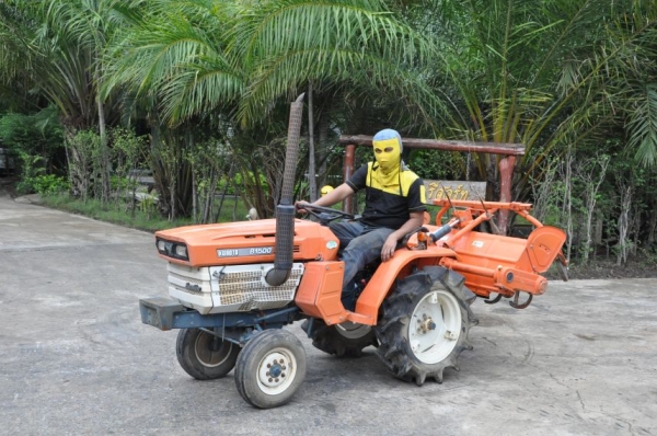 ((ลดกระหน่ำ))ขายรถไถKUBOTA B1500 พร้อมโรตารี่หลัง สภาพสวยเดิมญี่ปุ่นไม่เคยใช้ในไทย 69,000เท่านั้น!! ((ลดกระหน่ำ))ขายรถไถKUBOTA B1500 พร้อมโรตารี่หลัง สภาพสวยเดิมญี่ปุ่นไม่เคยใช้ในไทย 69,000เท่านั้น!!