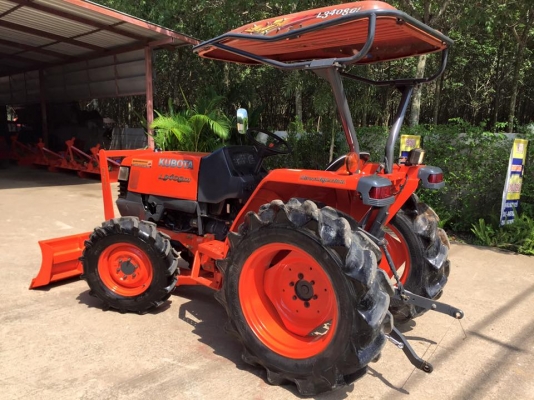 ขายรถไถKubota L3408 DI (4WD) พร้อมใบมีดหน้าและผานพรวน รถพร้อมใช้งาน
