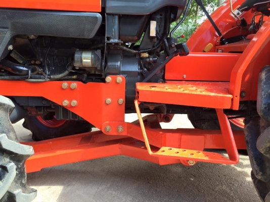 ขายรถไถKubota L3408 DI (4WD) พร้อมใบมีดหน้าและผานพรวน รถพร้อมใช้งาน