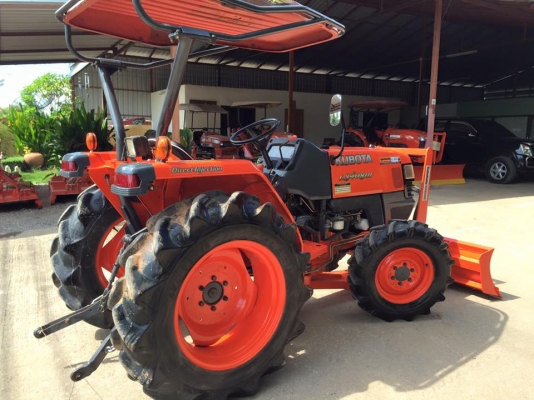 ขายรถไถKubota L3408 DI (4WD) พร้อมใบมีดหน้าและผานพรวน รถพร้อมใช้งาน