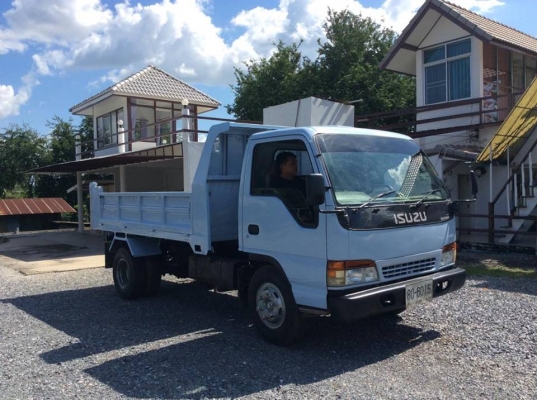 รถ 6 ล้อ ISUZU NPR66LXS หัวการ์ตูน รถห้างแท้ ปี 39 เครื่อง120แรง