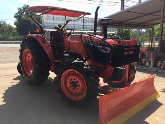 ขายรถไถ Kubota M7040 (4WD) พร้อมดันหน้า ผานพรวนช้าง รถสวย พร้อมใช้งานครับ ขายรถไถ Kubota M7040 (4WD) พร้อมดันหน้า ผานพรวนช้าง รถสวย พร้อมใช้งานครับ