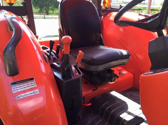 ขายรถไถ Kubota M7040 (4WD) พร้อมดันหน้า ผานพรวนช้าง รถสวย พร้อมใช้งานครับ