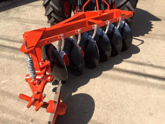 ขายรถไถ Kubota M7040 (4WD) พร้อมดันหน้า ผานพรวนช้าง รถสวย พร้อมใช้งานครับ