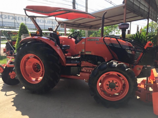 ขายรถไถ Kubota M7040 (4WD) พร้อมดันหน้า ผานพรวนช้าง รถสวย พร้อมใช้งานครับ ขายรถไถ Kubota M7040 (4WD) พร้อมดันหน้า ผานพรวนช้าง รถสวย พร้อมใช้งานครับ