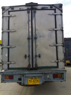 ขาย 450,000บ หกล้อ มิตซู FK 455M 6D16-165 ปี38ตู้แห่ง ช่วงยาว 7.20ม ยาง 900 สภาพพร้อม ขาย 480,000บ ราคานี้พร้อมโอน