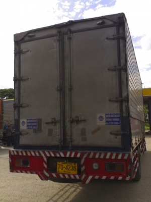 ขาย 450,000บ หกล้อ มิตซู FK 455M 6D16-165 ปี38ตู้แห่ง ช่วงยาว 7.20ม ยาง 900 สภาพพร้อม ขาย 480,000บ ราคานี้พร้อมโอน