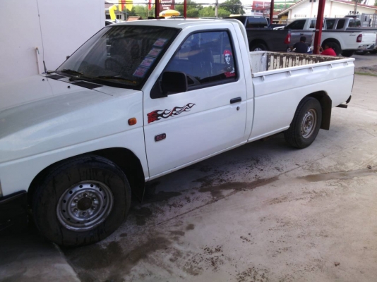 NISSAN BIGM 2.5 ฝาแดง ไมล์โค้งปี38 แอร์เย็น ภาษี49 เล่มพร้อมโอน