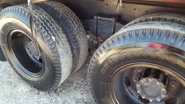 ขาย HINO MEGA 220 แรงม้า กระบะล่องไม่ดั้ม