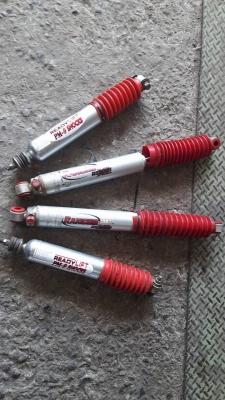 โช๊คอัพชุดละ3000