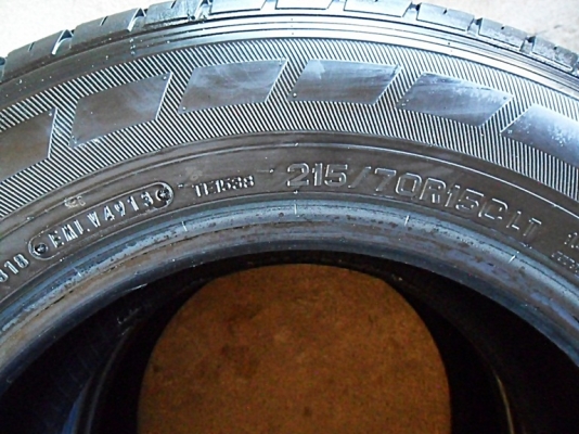 ดันล็อป 215-70-R15ลงพื้นปี14 (4เส้น3,900) ดันล็อป 215-70-R15ลงพื้นปี14 (4เส้น3,900)