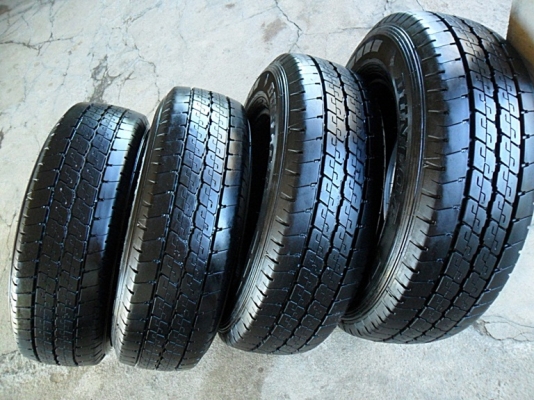 ดันล็อป 215-70-R15ลงพื้นปี14 (4เส้น3,900) ดันล็อป 215-70-R15ลงพื้นปี14 (4เส้น3,900)