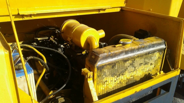 ขายรถบดkomatJV-40C-1-รถบดชื้อมาใหม่ทำงานได้2340ชั้วโมง