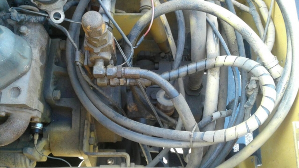 ขายรถบดkomatJV-40C-1-รถบดชื้อมาใหม่ทำงานได้2340ชั้วโมง