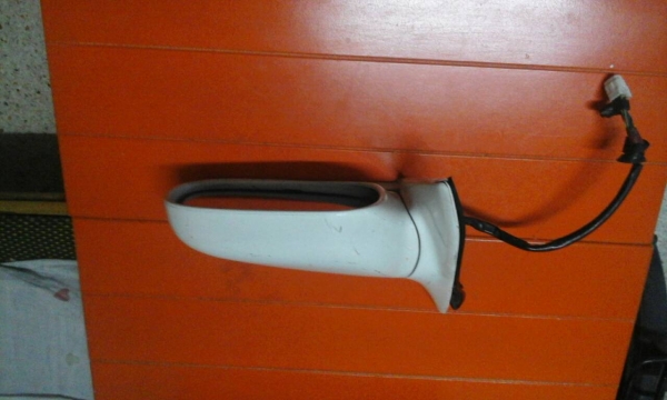 กระจกมองข้าง toyota สามห่วง