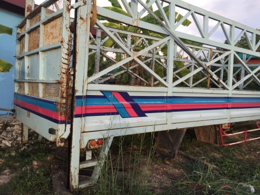 ขายกะบะFFยาว7.2ม พร้อมไฮโลลิดหลัง