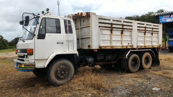 ขายคับ อีซูซุ ร็อกกี้ 175แรงม้า สองเพลาดั้ม พร้อมใช้ครับ