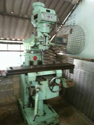 ขายมิลลิ่งM3หน้าโต๊ะสวยมีริเนี่ยฟีดเสียต้องเช็คราคาตามสภาพเครื่องเงียบ60000สนใจโทร0892224259