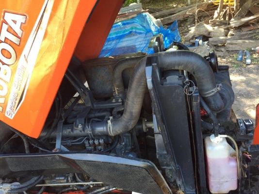 รถไถ่ 47แรง เล่มทะเบียนพร้อม เอกสารทครบ อุปกรรมีดันหน้า พาล6 และโรตารี่ สวยพร้อมใช้ รถไถ่ 47แรง เล่มทะเบียนพร้อม เอกสารทครบ อุปกรรมีดันหน้า พาล6 และโรตารี่ สวยพร้อมใช้