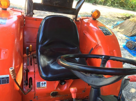 รถไถ่ 47แรง เล่มทะเบียนพร้อม เอกสารทครบ อุปกรรมีดันหน้า พาล6 และโรตารี่ สวยพร้อมใช้ รถไถ่ 47แรง เล่มทะเบียนพร้อม เอกสารทครบ อุปกรรมีดันหน้า พาล6 และโรตารี่ สวยพร้อมใช้