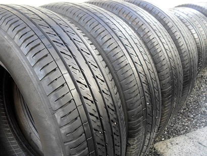 ขายยาง DUNLOP SP LT37 ปี3514 (1ชุด) 215-65-16 ราคา 3,600 ขายยาง DUNLOP SP LT37 ปี3514 (1ชุด) 215-65-16 ราคา 3,600