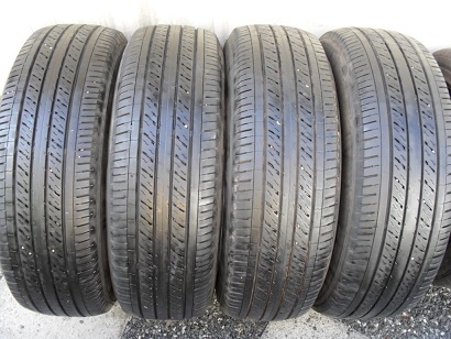 ขายยาง DUNLOP SP LT37 ปี3514 (1ชุด) 215-65-16 ราคา 3,600 ขายยาง DUNLOP SP LT37 ปี3514 (1ชุด) 215-65-16 ราคา 3,600