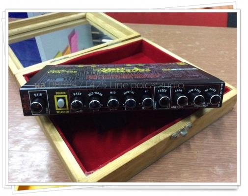 ปรีแอมป์ VIOLENCE รุ่น VPA-790