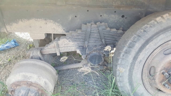 จองแล้วครับ ขายตามสภาพ 10 ล้อดั้มไอ้หลง FN527M-A สาแหรกเฉียง เครื่อง 6D16 195 แรงม้า ไม่มีเกียร์ ชุดดั้มครบ ไม่มีเล่มทะเบียน