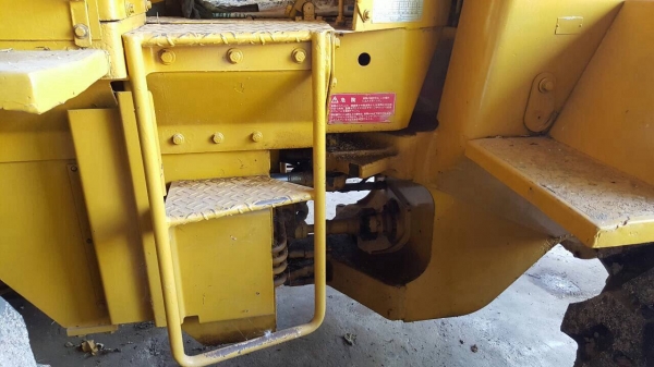 ขายรถตัก CAT 910 เอวอ่อน เครื่องดี ปั้มดี รถใช้งานอยู่เป็นประจำ ราคาคุยได้ครับ ขายรถตัก CAT 910 เอวอ่อน เครื่องดี ปั้มดี รถใช้งานอยู่เป็นประจำ ราคาคุยได้ครับ