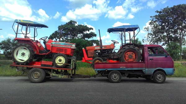 จัดส่งเรียบร้อยแล้วครับสองคันคู่ขอบคุณลูกค้าที่ใว้วางใจ