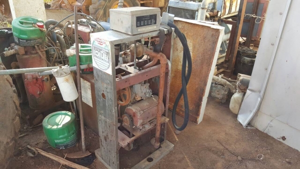 ขายถังน้ำมัน 20,000 ลิตร พร้อมหัวจ่าย ราคาคุยได้ครับ ขายถังน้ำมัน 20,000 ลิตร พร้อมหัวจ่าย ราคาคุยได้ครับ