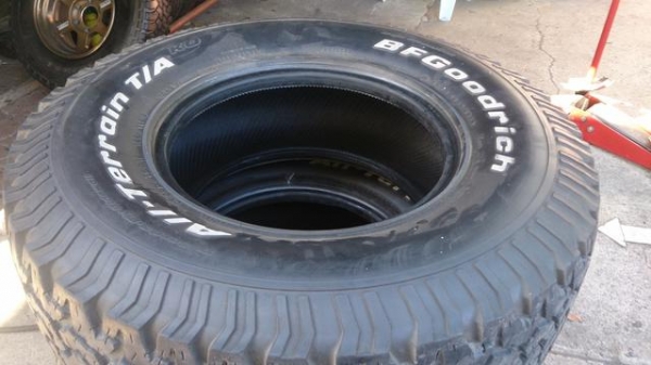 ยาง BF all ขนาด 16 นิ้ว ปี 06 ครับ