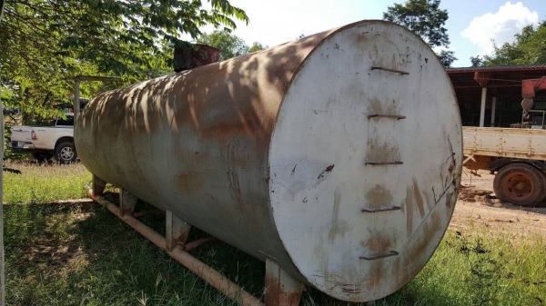 ขายถังน้ำมัน 16,000 ลิตร พร้อมหัวจ่าย สภาพพร้อมใช้งาน ไม่ผุไม่รั่ว ราคาคุยกันได้ครับ