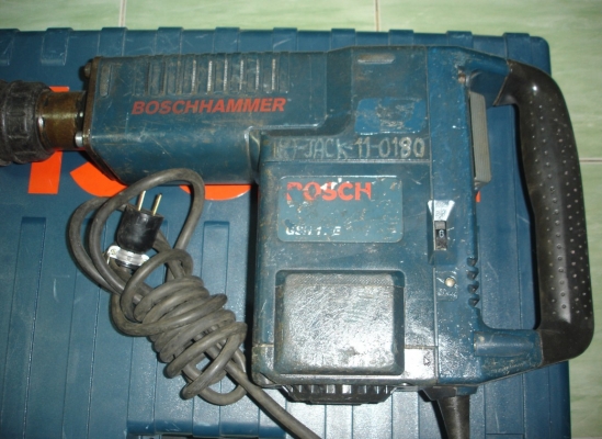 ขายเครื่องสกัดคอนกรีต BOSCH รุ่น GSH 11 E(1,500w.)