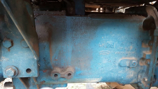 ขายตามสภาพ รถไถ 2 เพลา FORD 8340 คานหน้า CARRARO ไม่มีเพลากลาง และไดสตาร์ท เอกสารเล่มทะเบียนครบ ราคาคุยได้ครับ ขายตามสภาพ รถไถ 2 เพลา FORD 8340 คานหน้า CARRARO ไม่มีเพลากลาง และไดสตาร์ท เอกสารเล่มทะเบียนครบ ราคาคุยได้ครับ