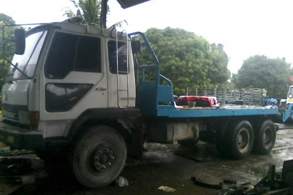 สิบล้อ มิตซู FUSO FN527MA195 pawer ทิฟฟี โลไฮ10สปีส 2เพา พื้นเรียบตีนเป็ด สภาพดีพร้อมใช้ เอกสารพร้อมโอน