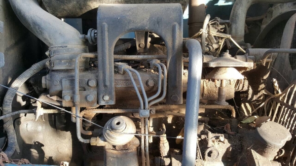 ขายตามสภาพ รถไถ 2 เพลา FORD New Holland 6640 เอกสารเล่มทะเบียนครบ ขาดล้อหลัง 1 ข้าง ไม่มีไดสตาร์ท ชุดเฟืองคานหน้าถอดแล้ว ราคาต่อรองได้ครับ ขายตามสภาพ รถไถ 2 เพลา FORD New Holland 6640 เอกสารเล่มทะเบียนครบ ขาดล้อหลัง 1 ข้าง ไม่มีไดสตาร์ท ชุดเฟืองคานหน้าถอดแล้ว ราคาต่อรองได้ครับ