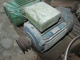 ขายเครนยกของ เครนยกปูน เครนก่อสร้าง มือสอง