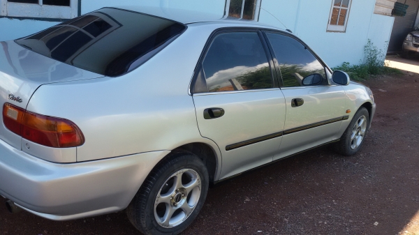 ขายฮอนด้าซีวิกรถบ้านๆใช้งานทุกวันเครื่องดีเกียดีสีสวยแอเย็นเจียบพาเวอเซ็นทรั้นล๊อค